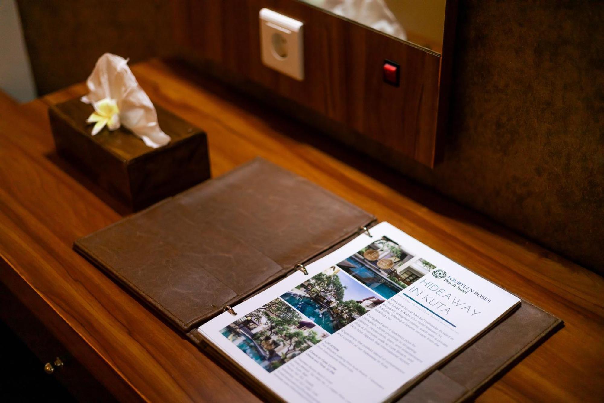 Fourteen Roses Beach Hotel Legian  Exterior photo